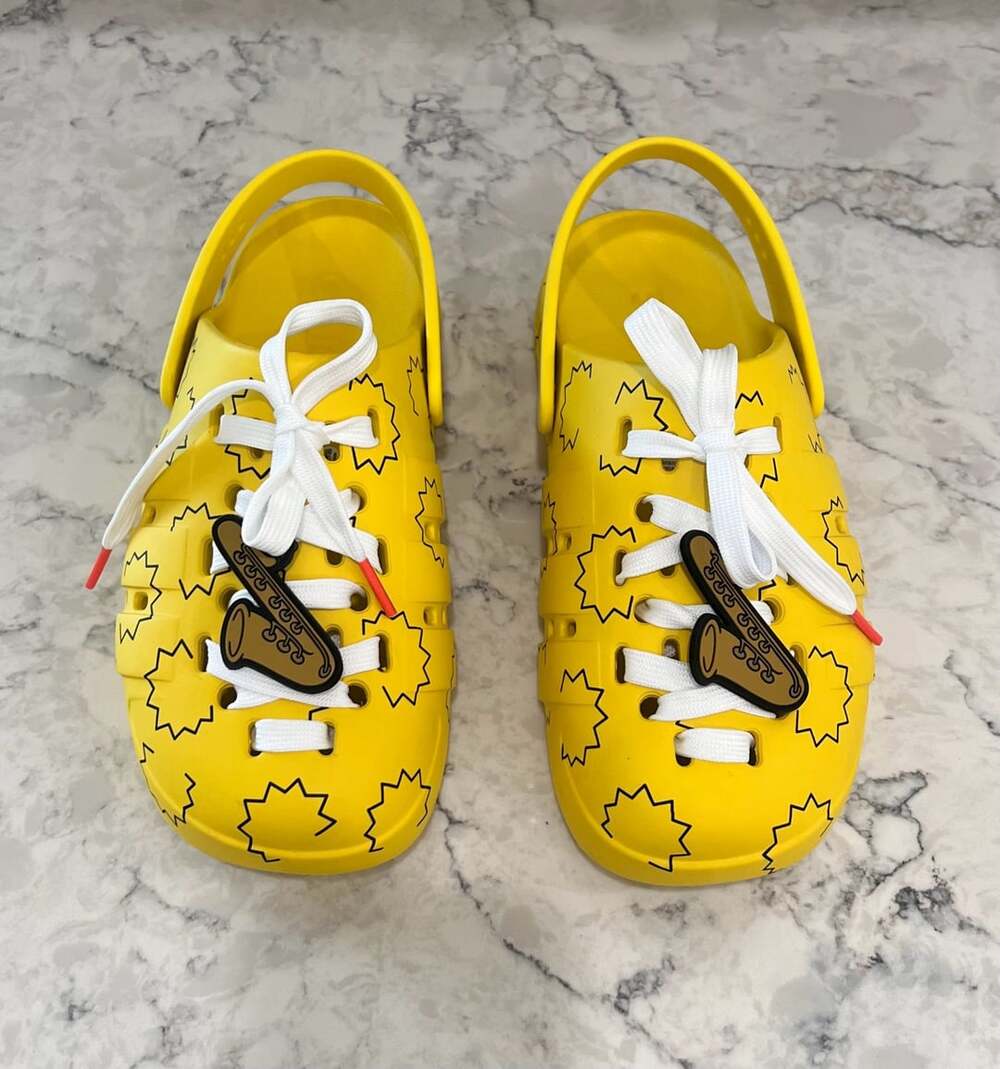 Adidas The Simpsons Adilette Clog Size 9 M  Yellow New without box